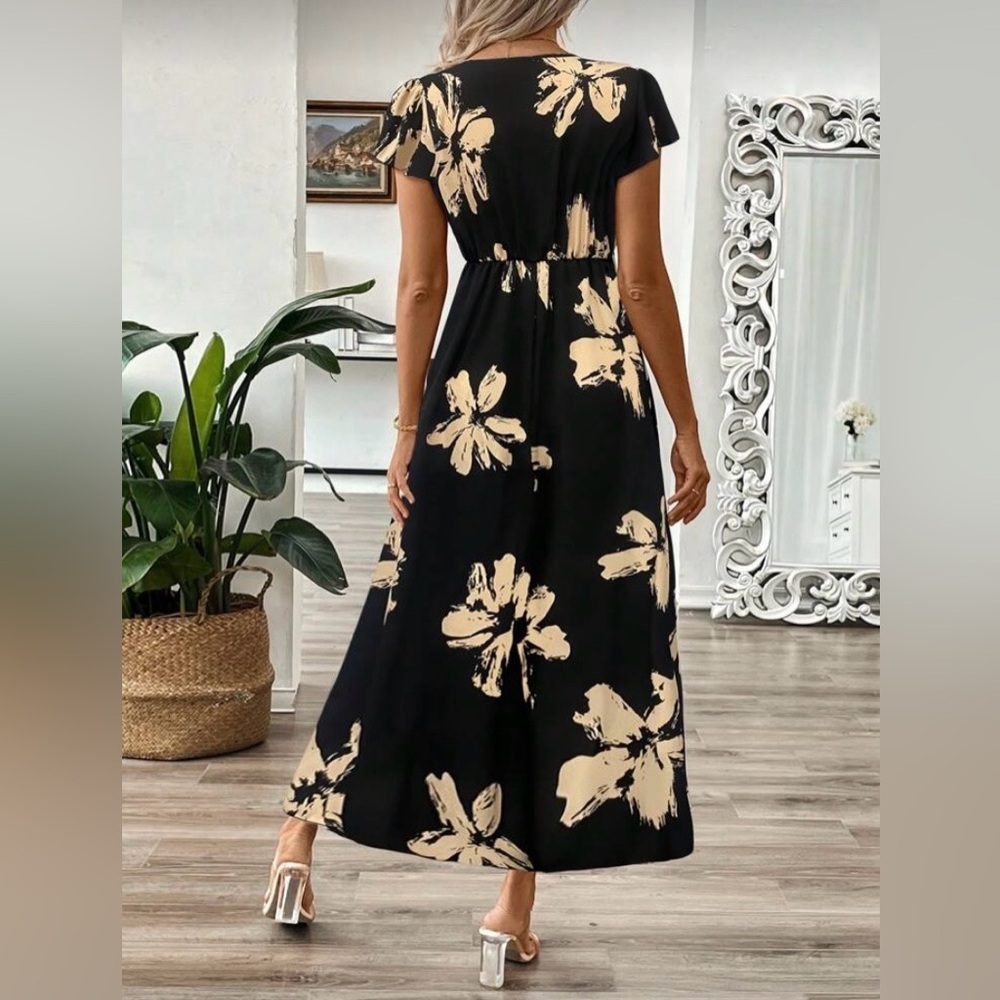 Black & Cream Floral Midi Dress - Elegant V-Neck Women’s Dress - Picture 3 of 7